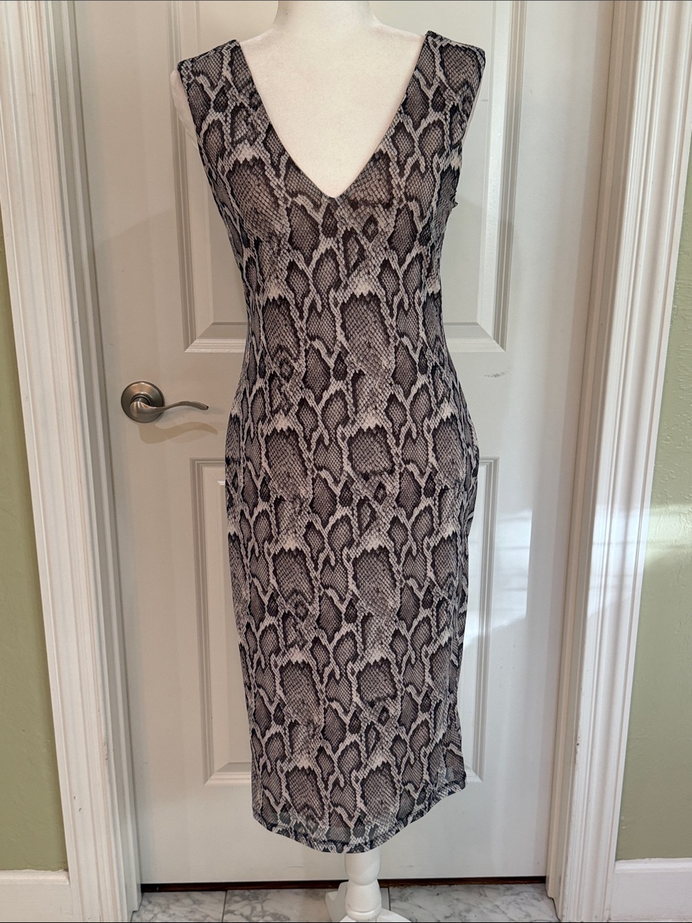AFRM Snake Print V-Neck Sexy Bodycon Dress - Black & White